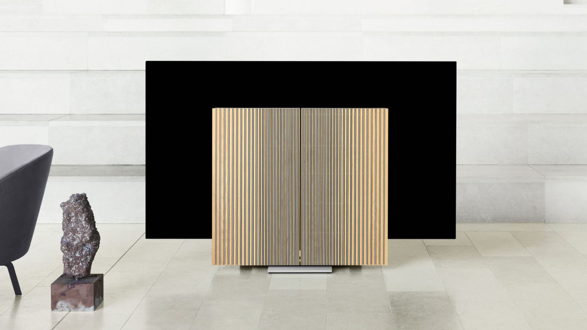 Bang and Olufsen – Beovision Harmony 77″ OLED TV