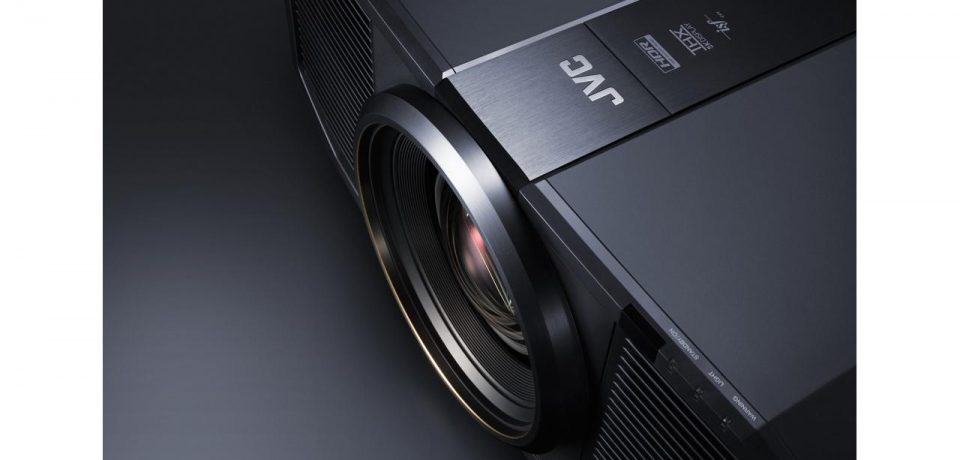 JVC – Proyector D-ILA Laser 4K DLA-Z1