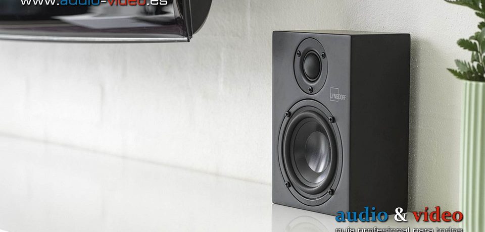 Altavoces Lyngdorf MH-3 y subwoofer activo BW-3