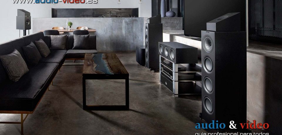 Altavoces de sueelo KEF Q550 con la tecnología Uni-Q