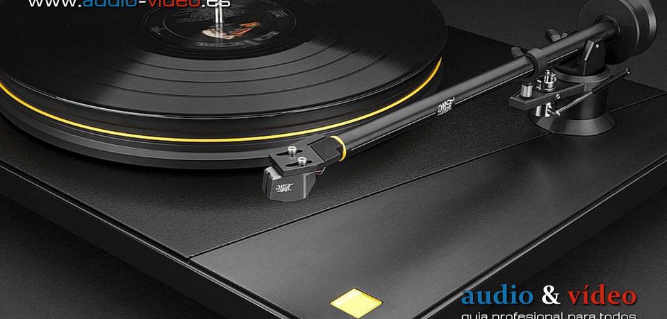 MoFi Electronics tocadiscos StudioDeck y UltraDeck