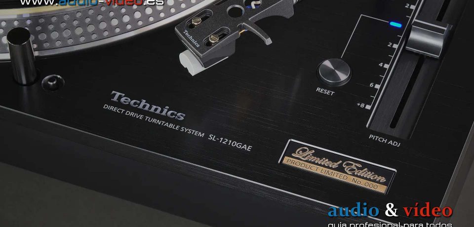 Edición Limitada del tocadiscos Technics SL-1210GAE por aniversario de 55 años