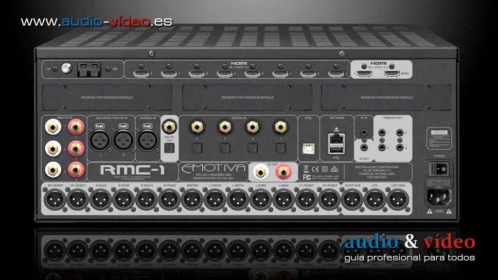 Emotiva RMC-1 preamplificador home cinema - conectores