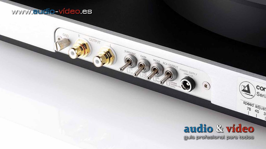 Tocadiscos Clearaudio Concept Active MM - conectores