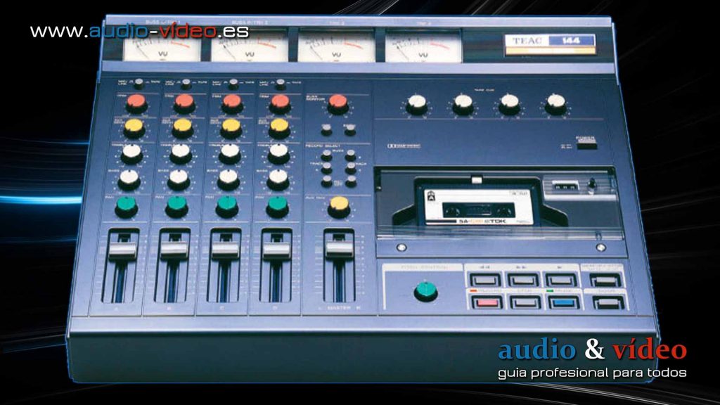 TASCAM Portastudio 144