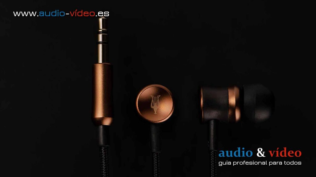 Meze - 12 Classics V2 - auriculares