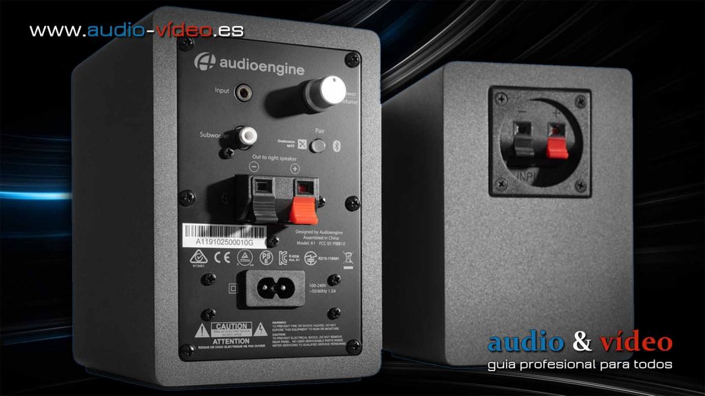 Audioengine A1  - music system con Bluetooth AptX - panel trasero, conectores