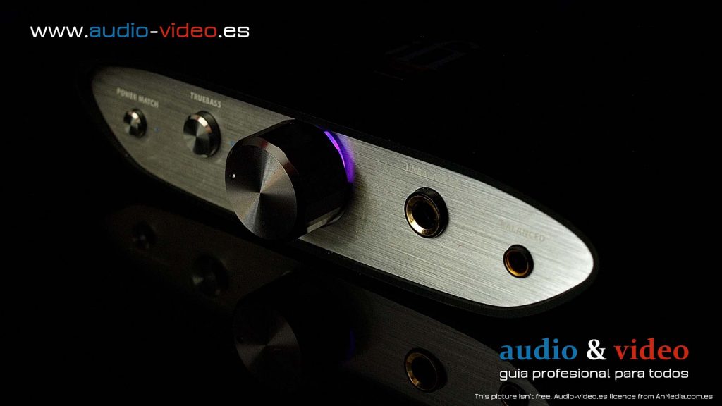 iFi ZEN DAC V2 - tan pequeño y tan poderoso - Review completo - color purpura