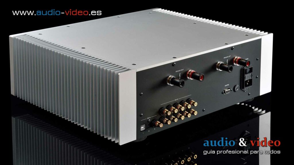 Goldmund Telos 590 NEXTGEN II - amplificador integrado - panel trasero, conectores